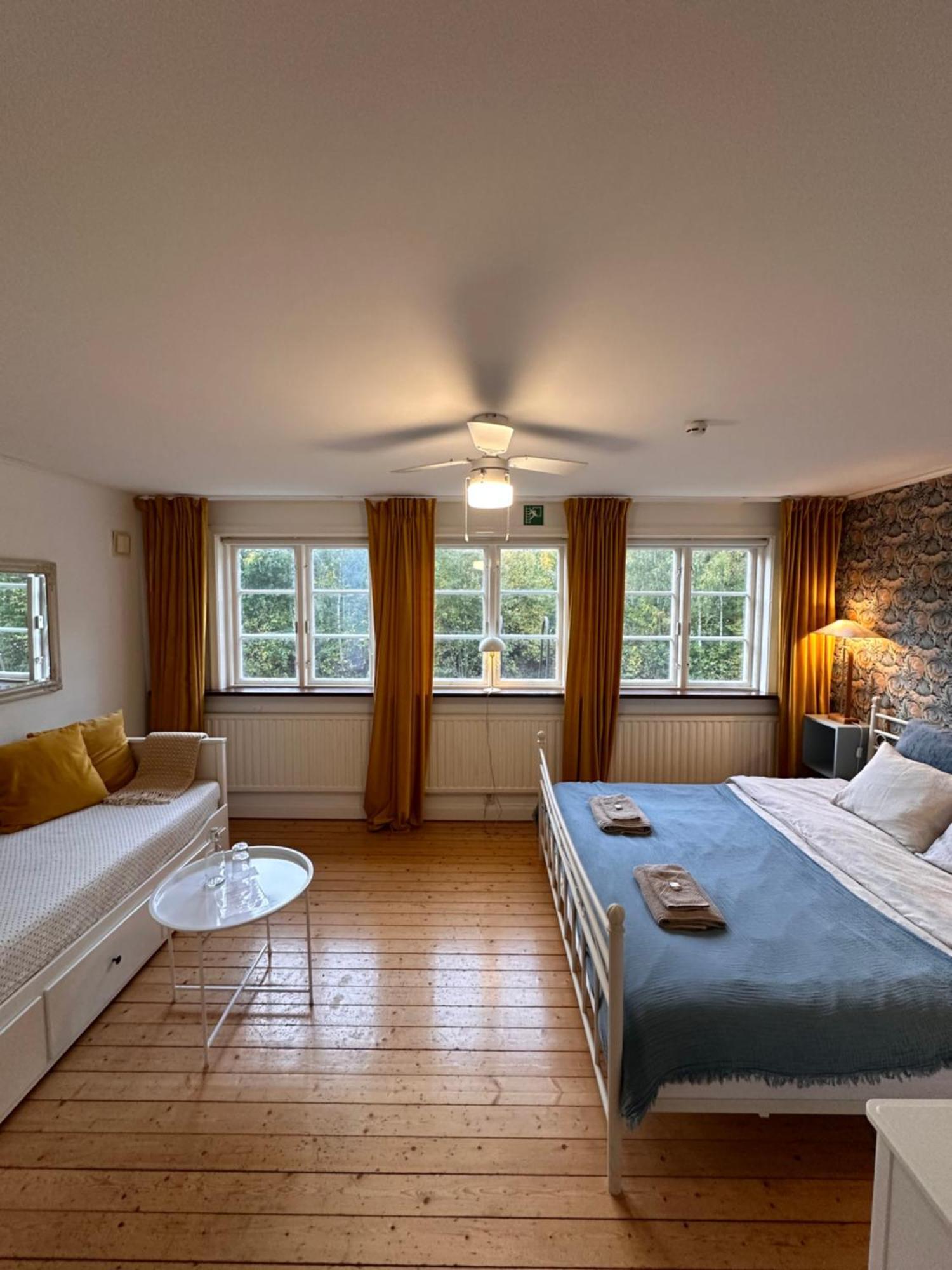 Minnesberg Bed & Breakfast トレレボリ エクステリア 写真